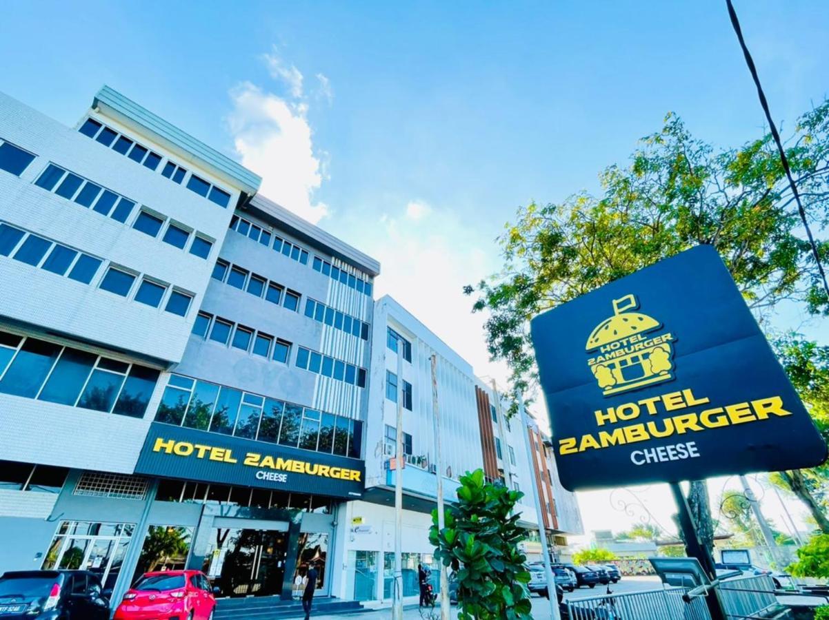 Hotel Zamburger Cheese Melaka Exteriér fotografie